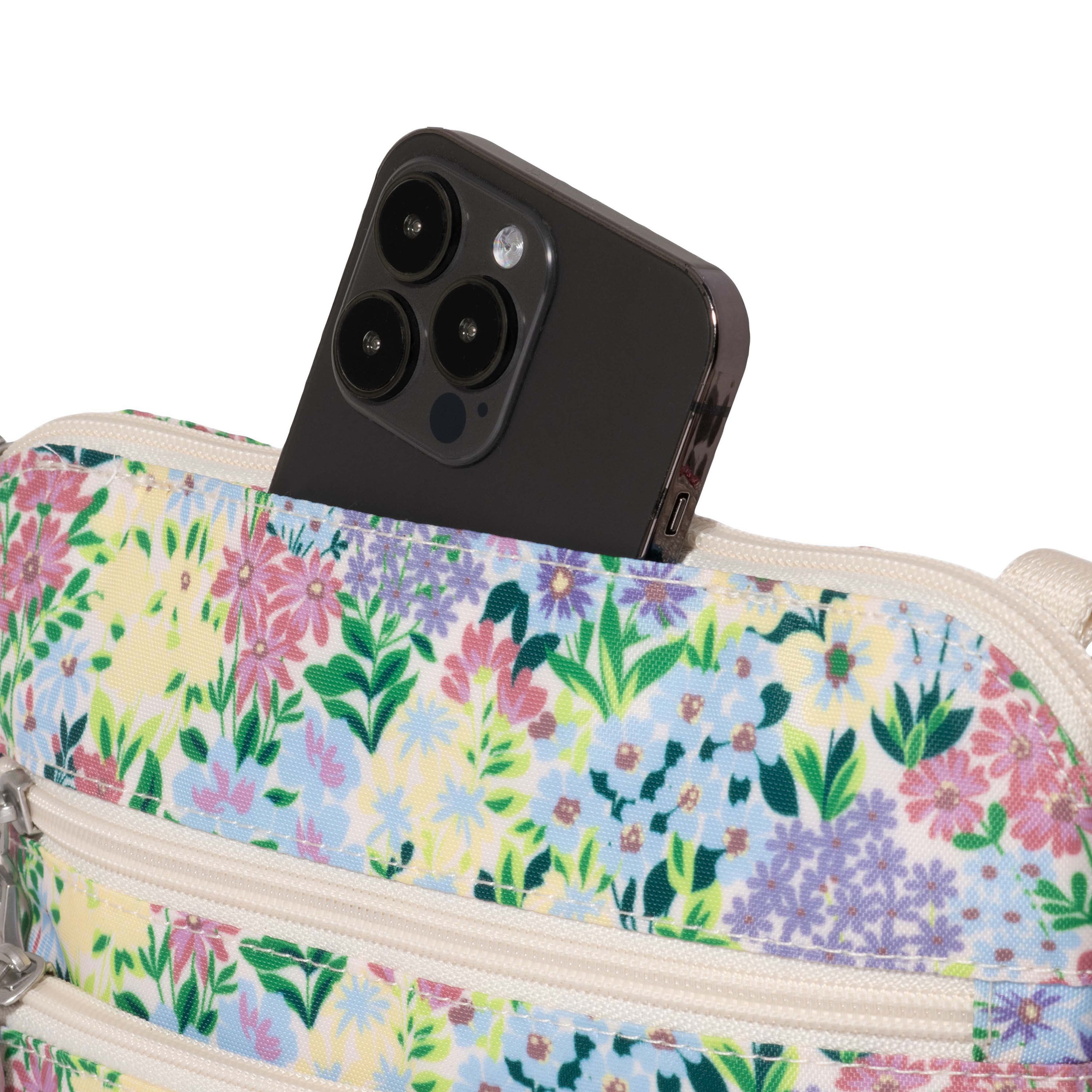 Modern Everywhere Pocket
