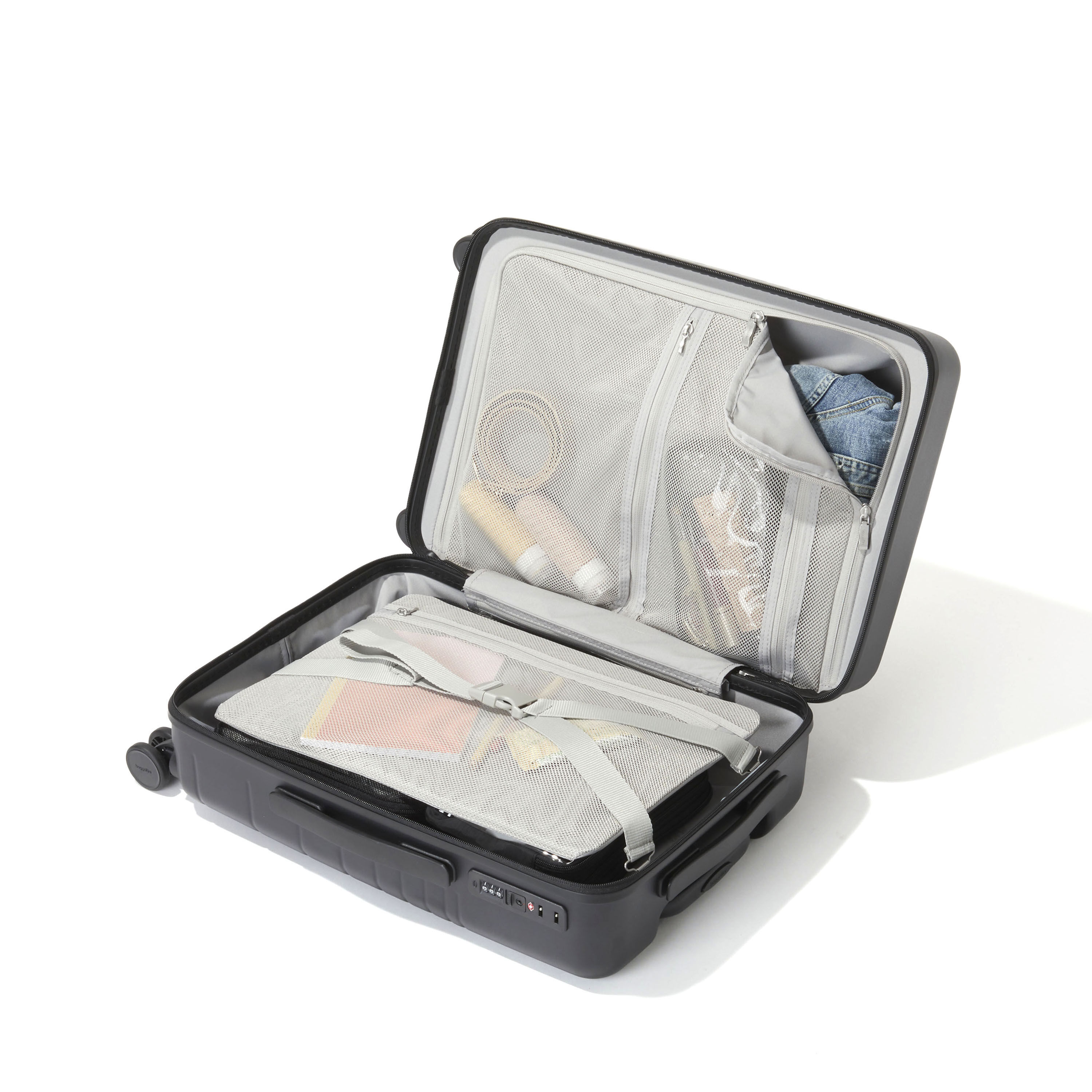 Set Wave 22&rdquo; 4 Wheel Hardside Carry-On