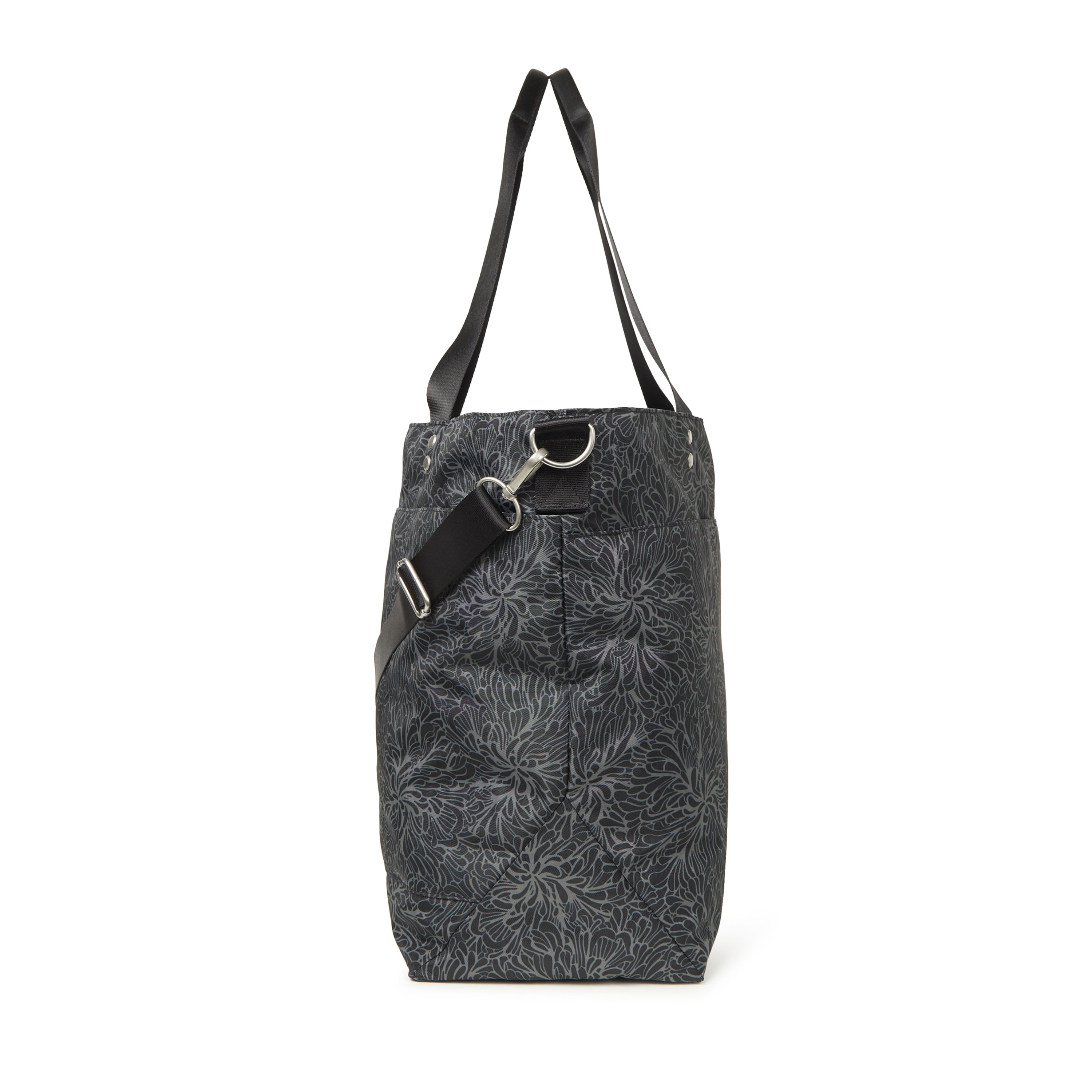 True Classic Large Carryall Tote