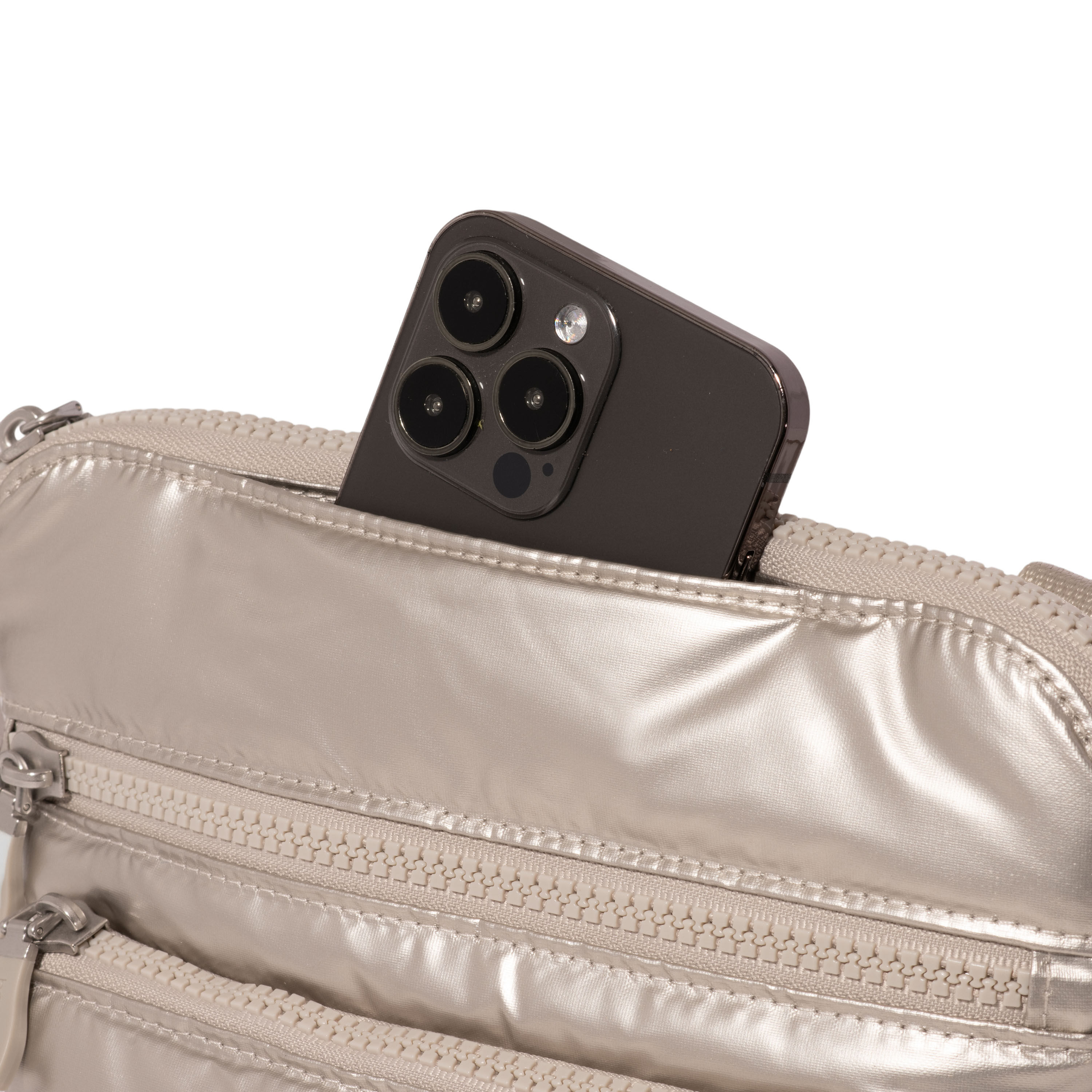 Modern Everywhere Pocket