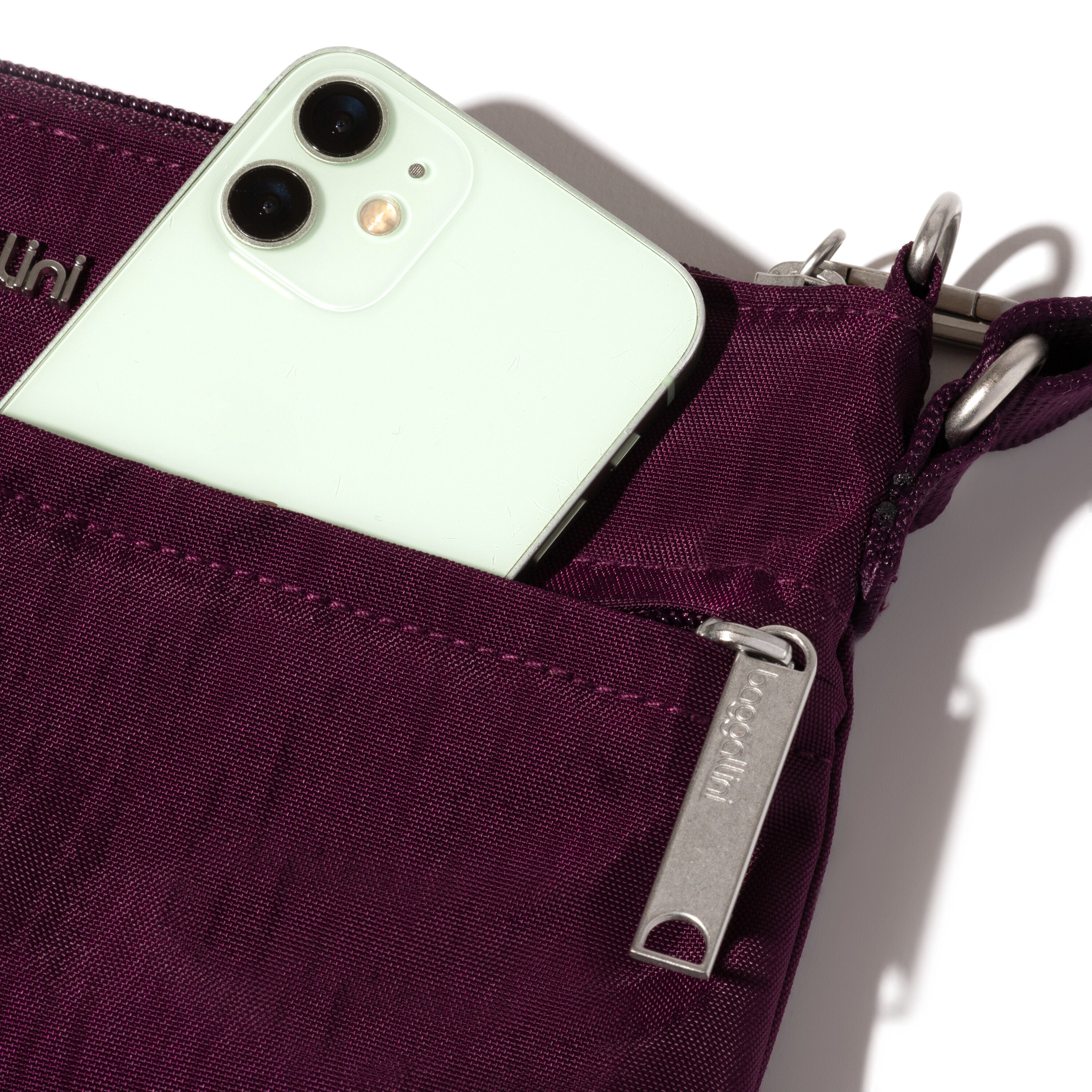 Securtex&reg; Classic Anti-Theft Memento Crossbody