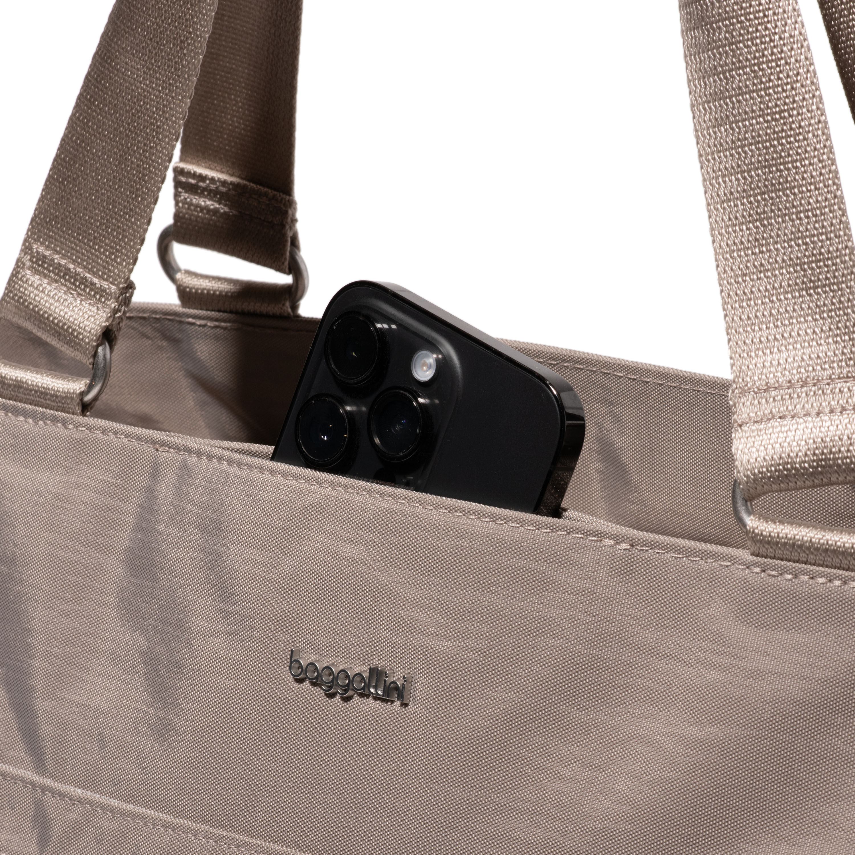 Modern Avenue Tote