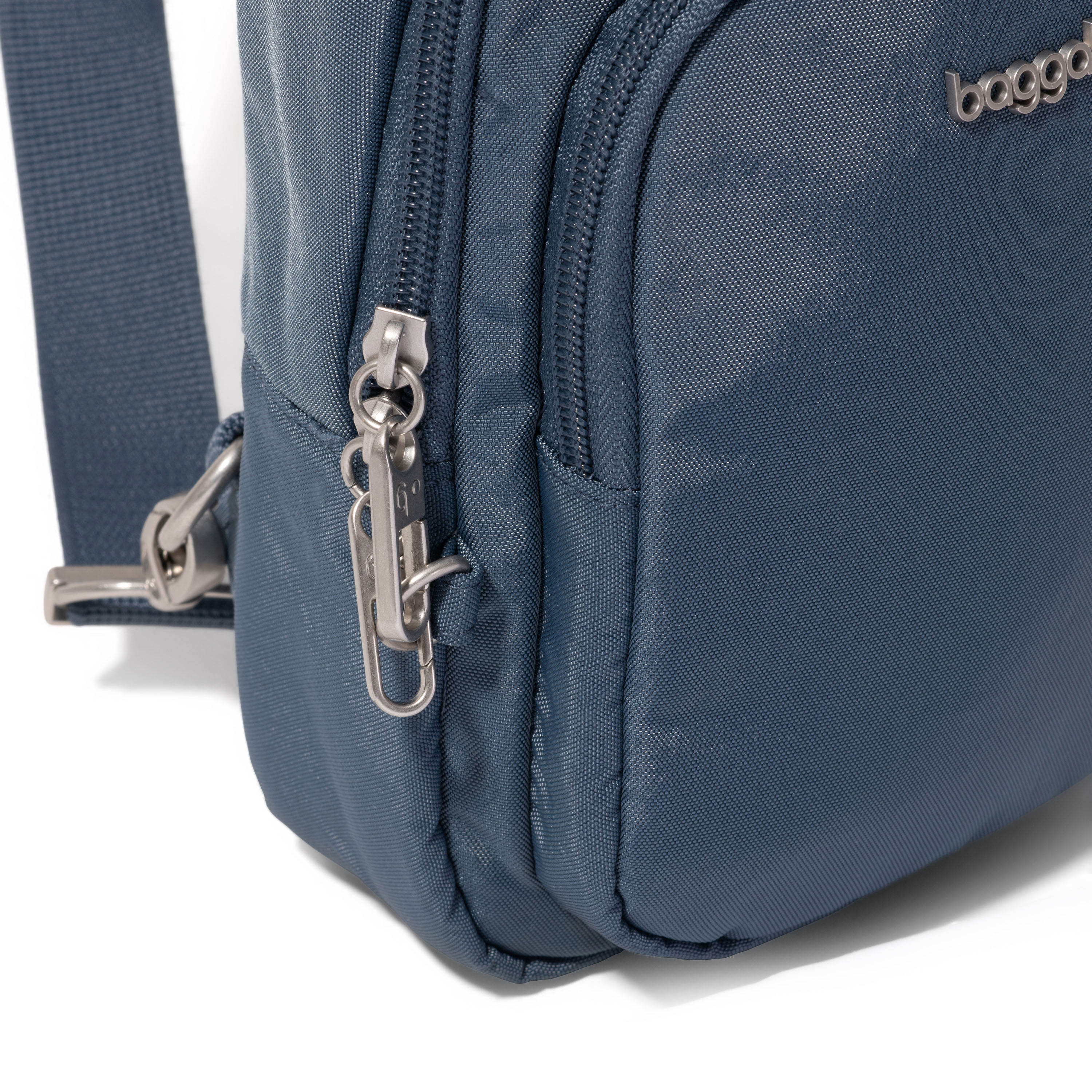 Securtex&reg; Classic Anti-Theft Daytripper Sling Bag