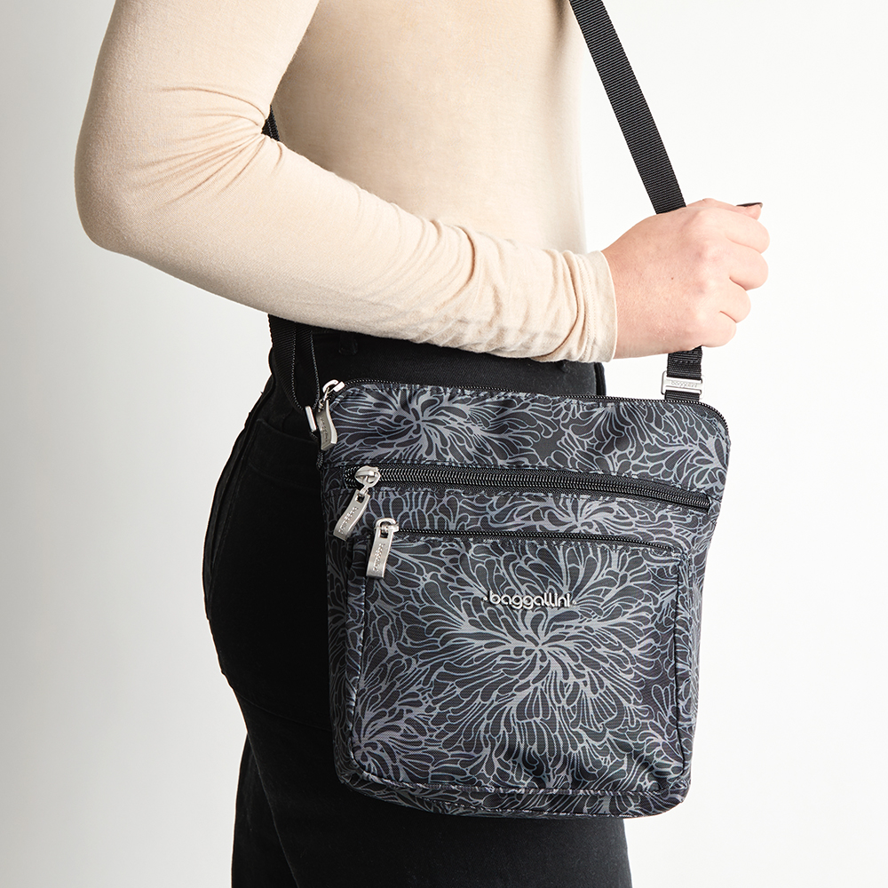 POCKET CROSSBODY