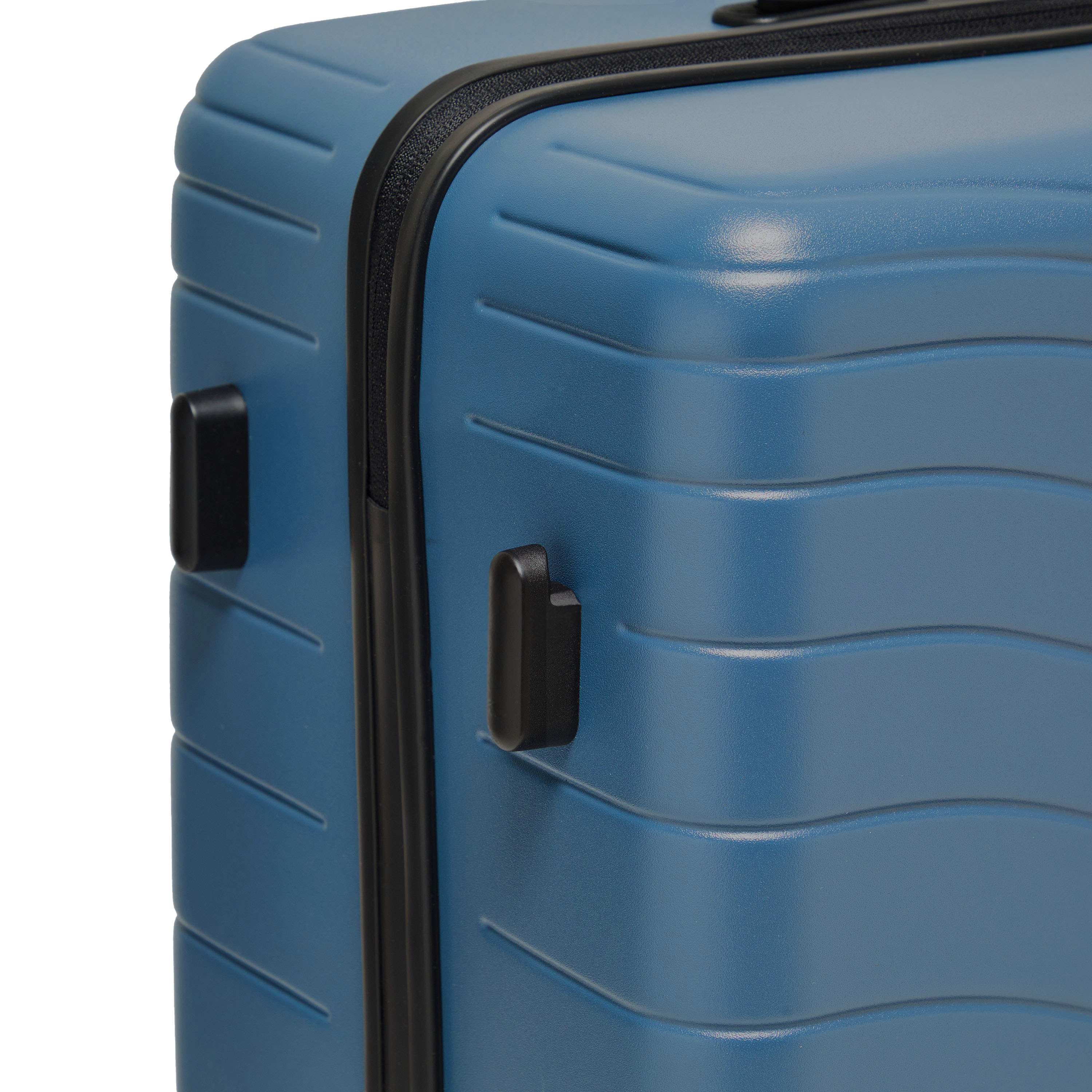 Set Wave 26” 4 Wheel Hardside Luggage