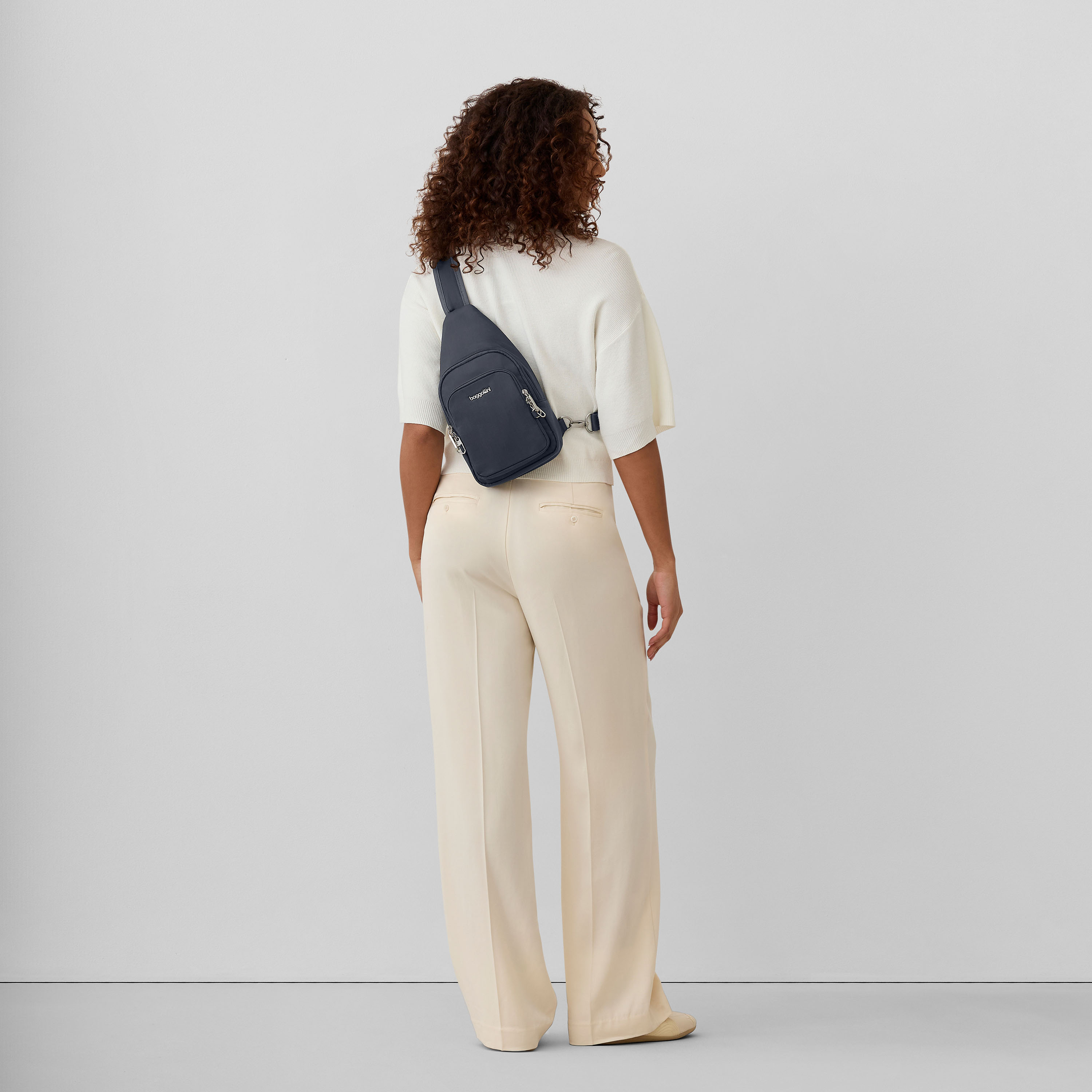 Securtex® Classic Anti-Theft Daytripper Sling Bag