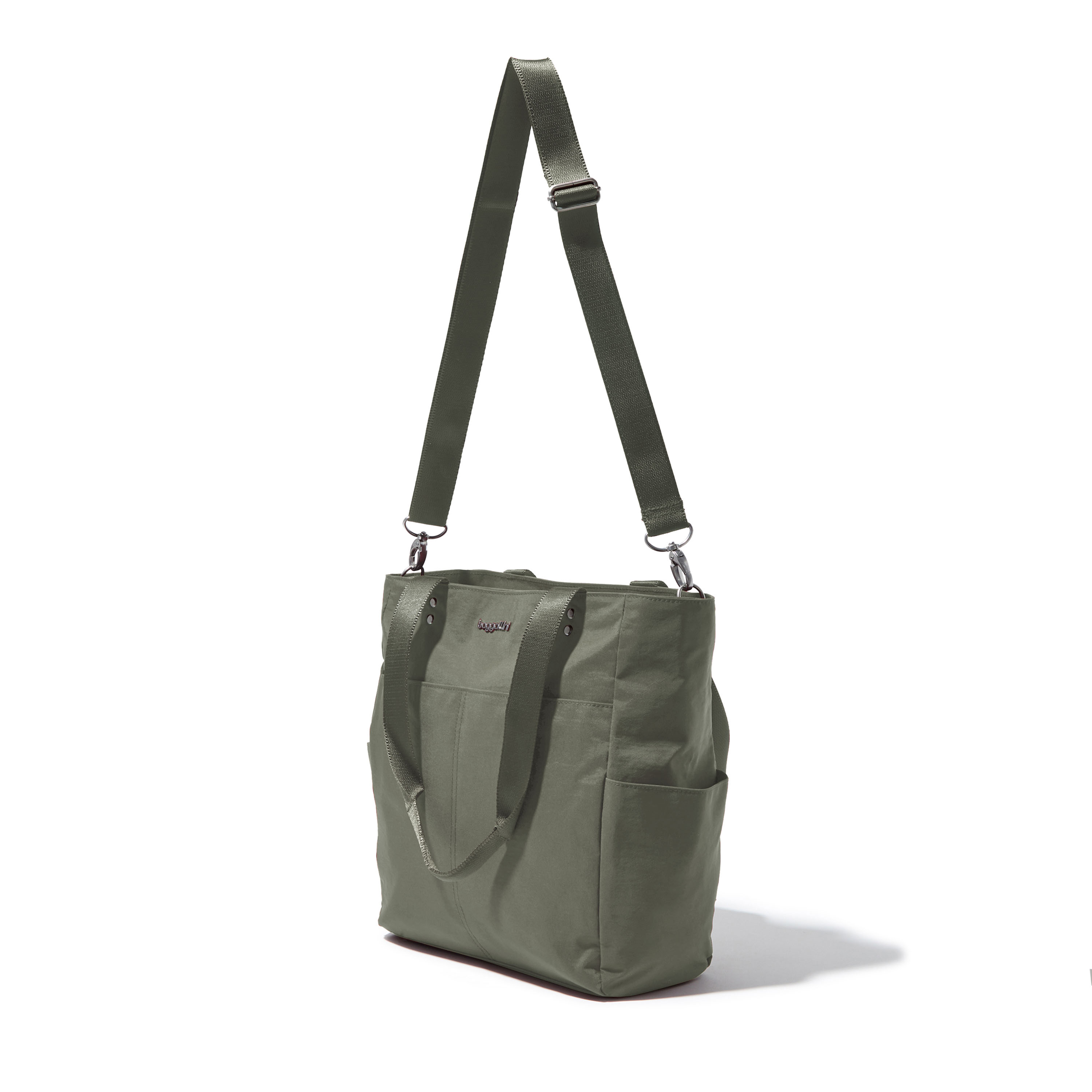 True Classic Daily Tote